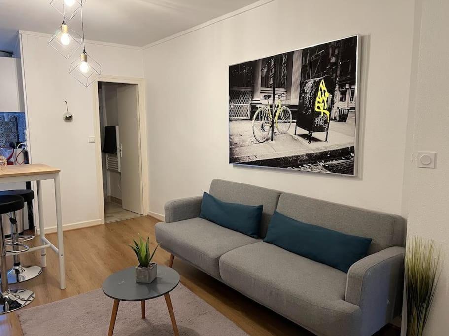 Le Comte Est Bon, Quartier Antiquaires Apartment Dijon Exterior photo